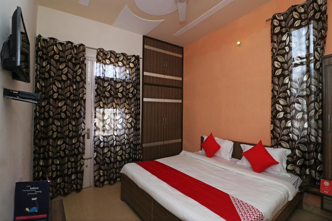 Oyo Flagship Mann Bed And Breakfast Rājpura Exterior photo