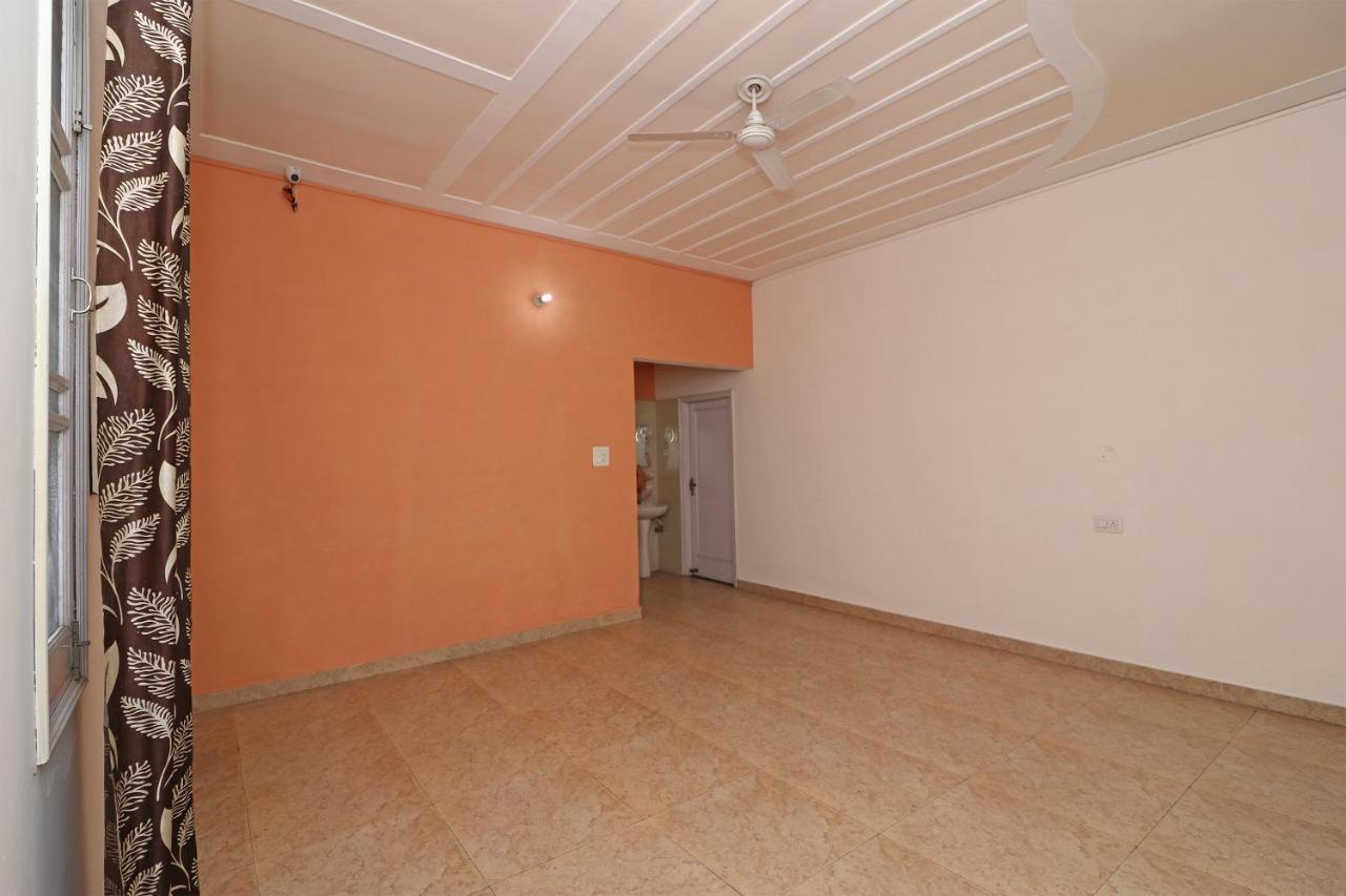 Oyo Flagship Mann Bed And Breakfast Rājpura Exterior photo